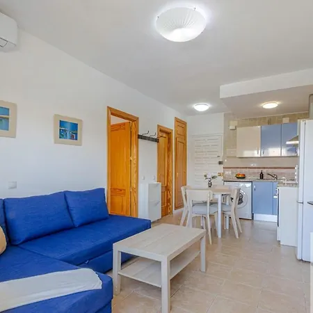 Benal 1 Bdr With Excellent Location *